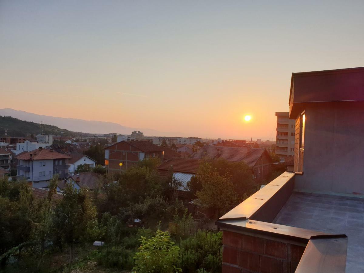 Bora Hotel Peje Buitenkant foto